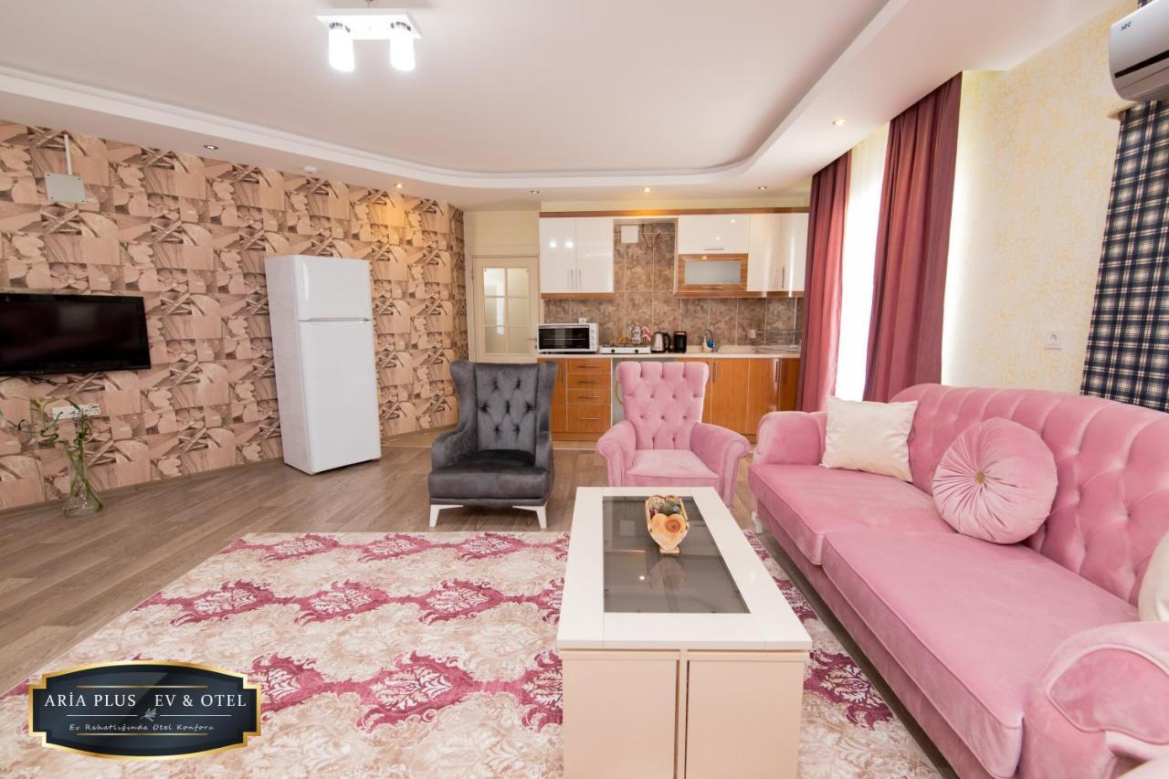 Aria Plus Ev-Otel Çiftlik Esterno foto