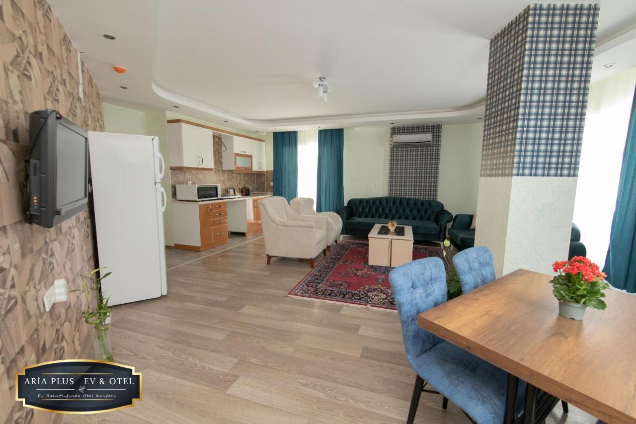 Aria Plus Ev-Otel Çiftlik Esterno foto