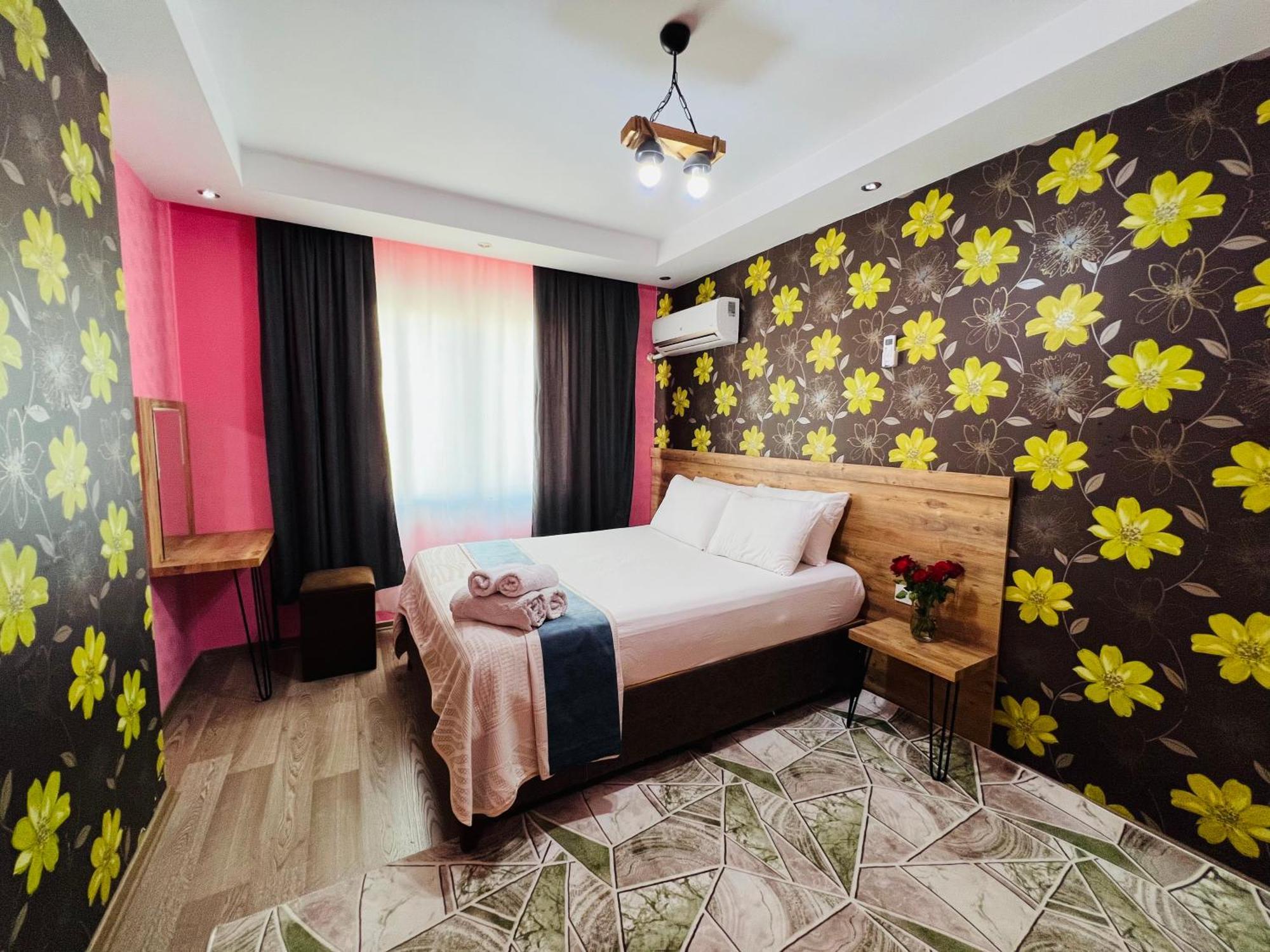 Aria Plus Ev-Otel Çiftlik Esterno foto