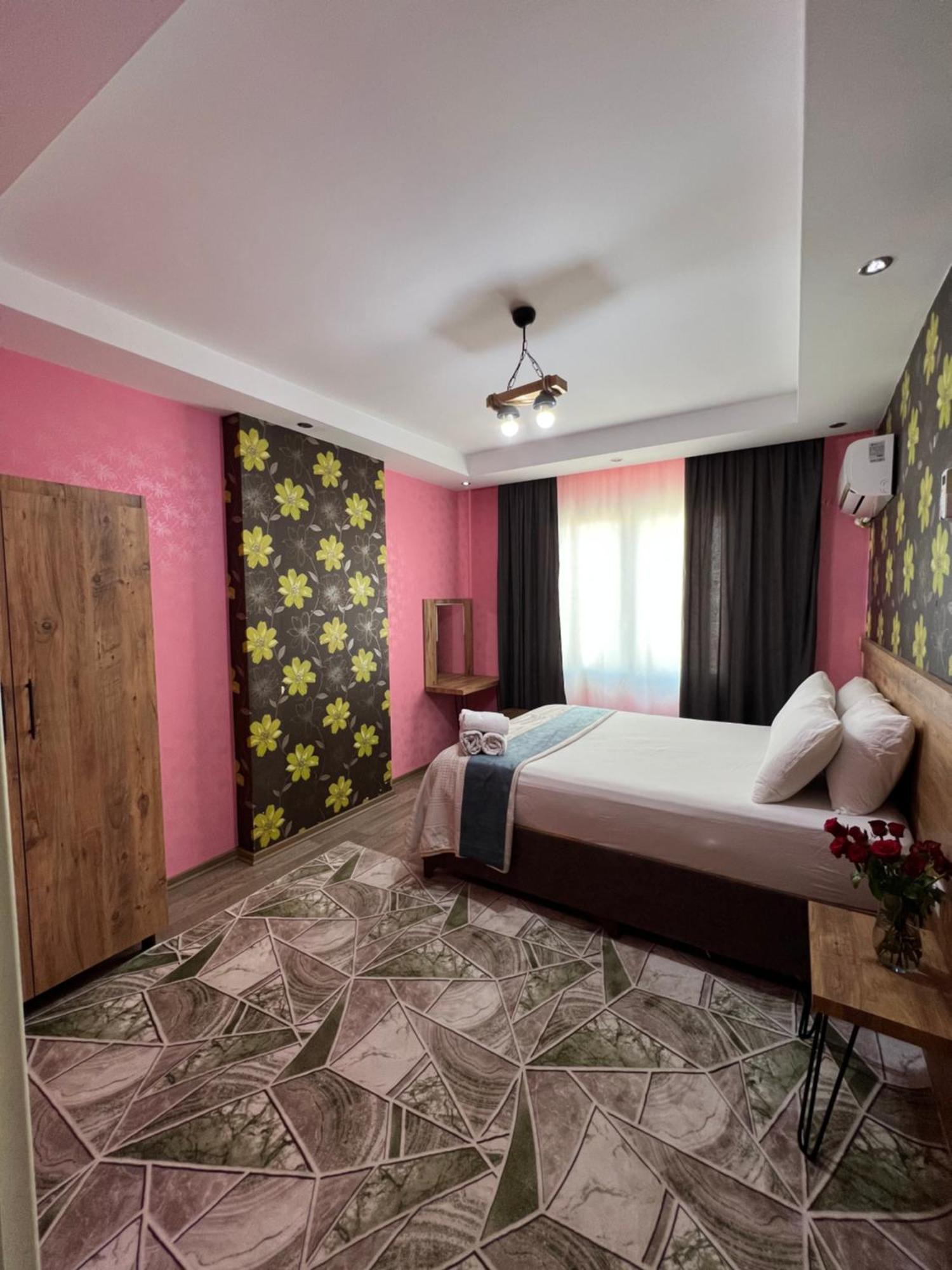 Aria Plus Ev-Otel Çiftlik Esterno foto